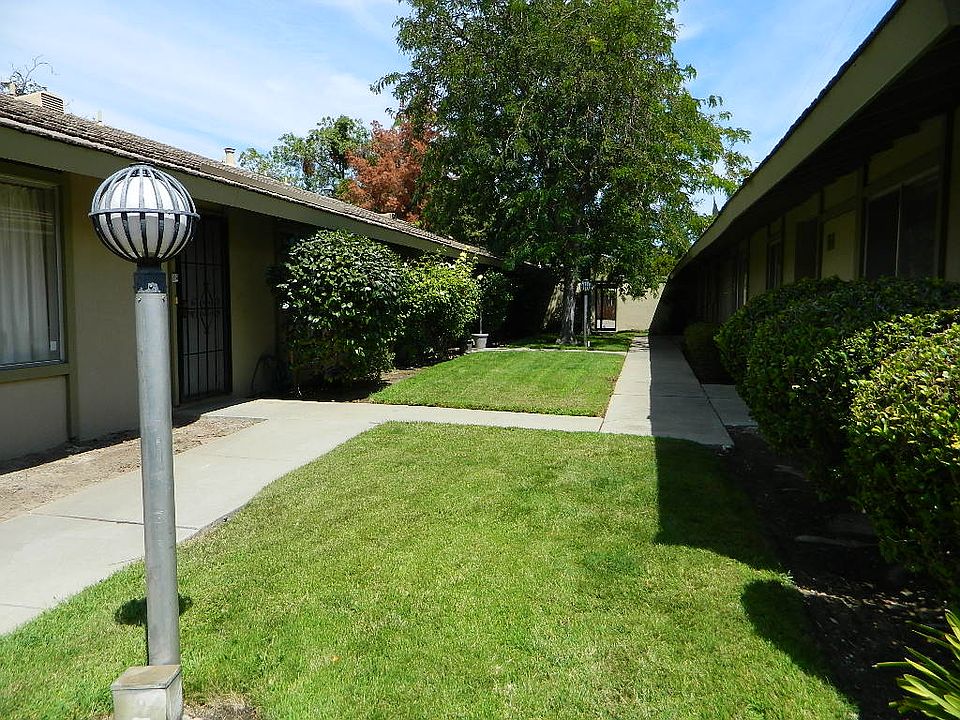 2nd image of 5310 N El Dorado St APT 3