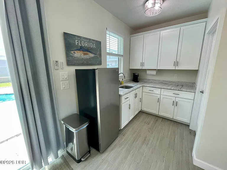 208 Hillsboro St — Photo 55