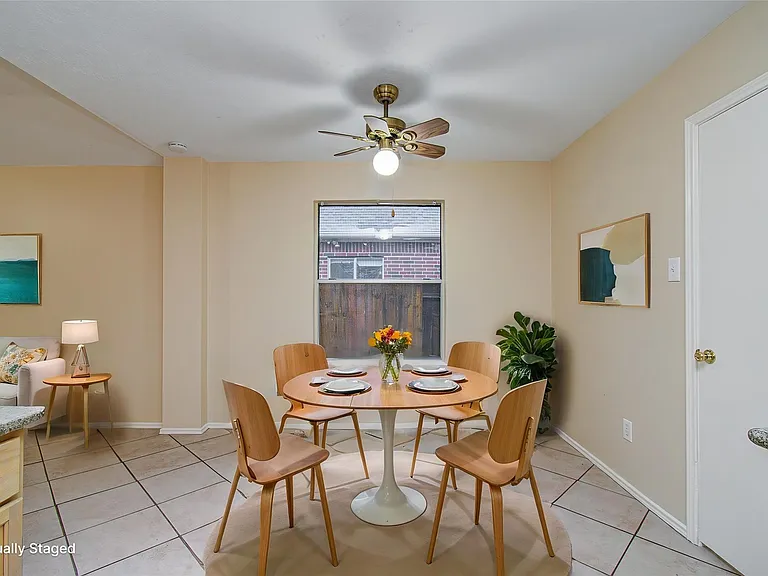 16835 Carbridge Dr — Photo 17