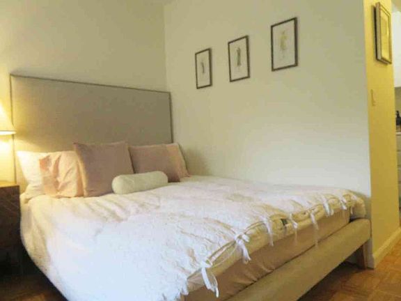3rd image of 201 W 72nd St APT 4J