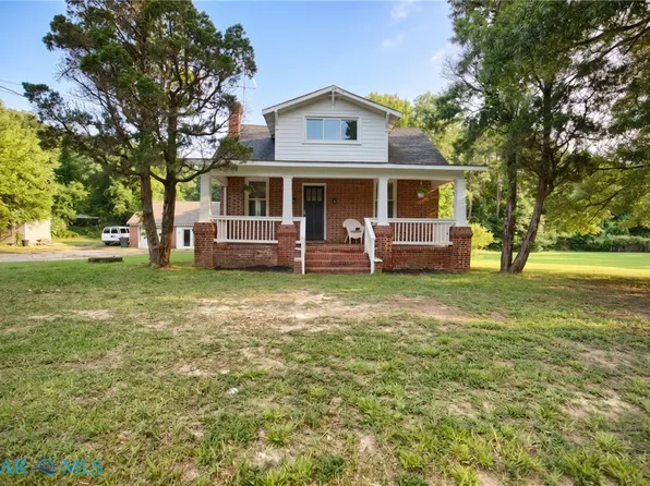 2800 Kingsdale Rd, North Chesterfield, VA 23237