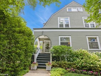 516 Greenwood St, Evanston, IL, 60201