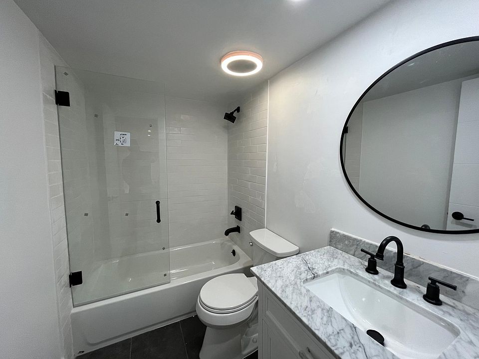 1st image of 2727 NW 17th Ter
