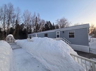 777 Pioneer Rd #5, Marquette, MI 49855