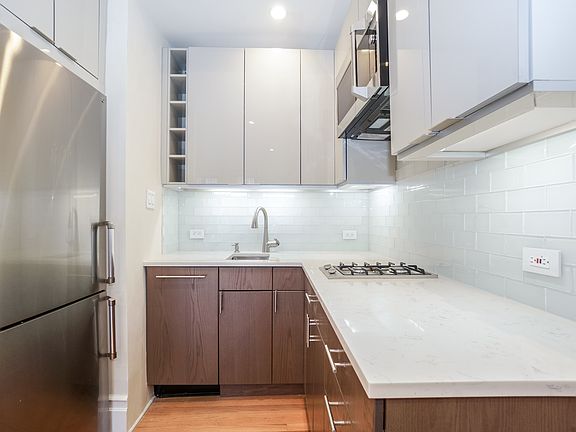 4th image of 308 W 92nd St APT 3A