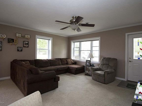 2nd image of 310 W South St