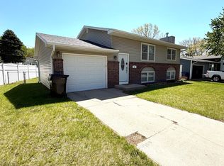 305 Windsor Dr, Norfolk, NE 68701