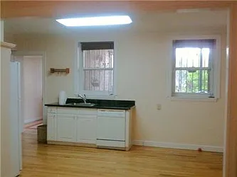 Rented by R New York