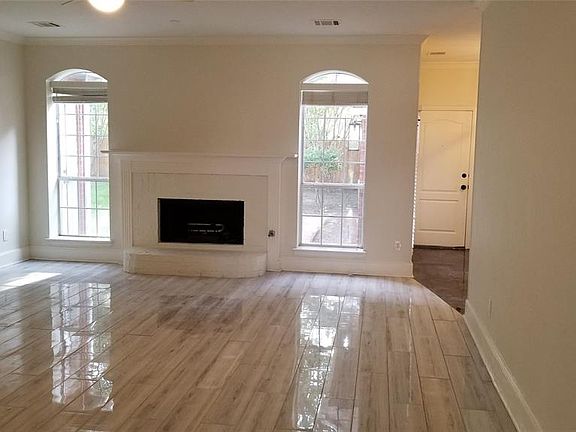 5th image of 2229 Molly Ln