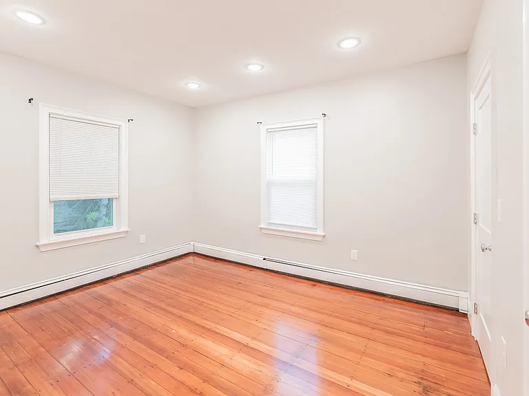 394 Centre St #1 — Photo 14