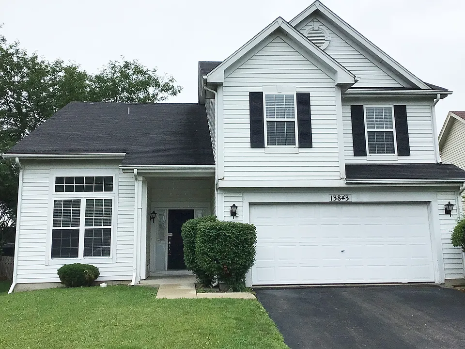 13843 S Petersburg Dr