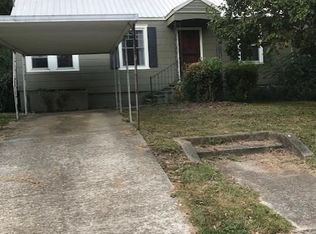 203 5th St, Manchester, GA 31816