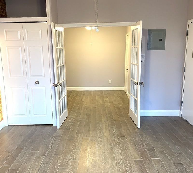 2nd image of 111 5th Ave APT 2