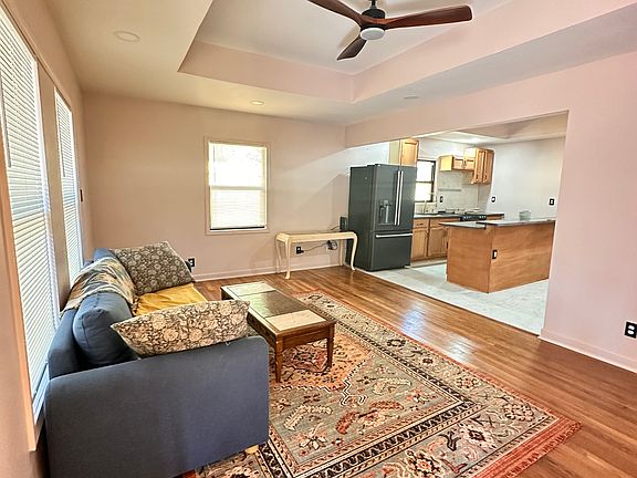 5th image of 2258 Bryant Dr #1