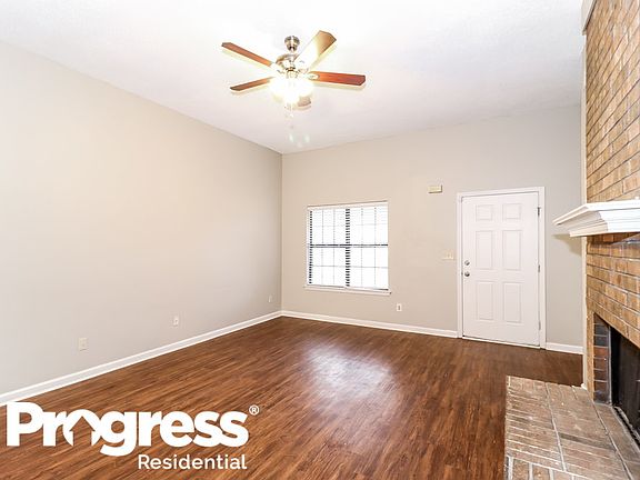 3rd image of 6781 College Park Cv