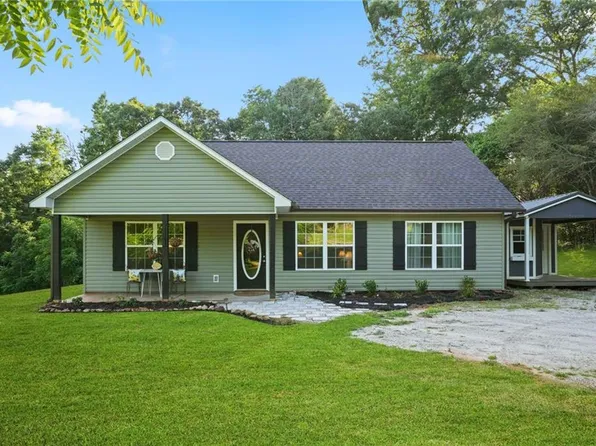 104 Pine Corner Dr, Dahlonega, GA 30533