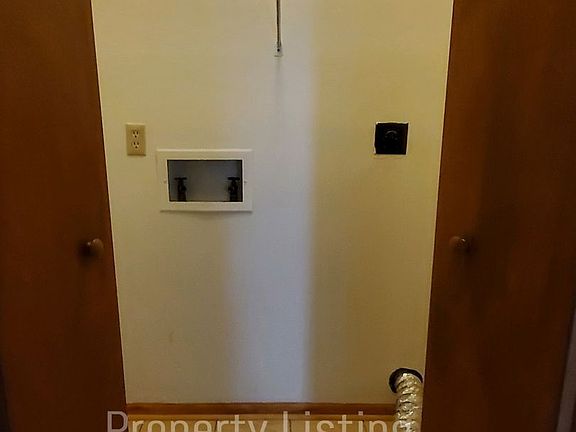 4th image of 111 Hughes Ln #2