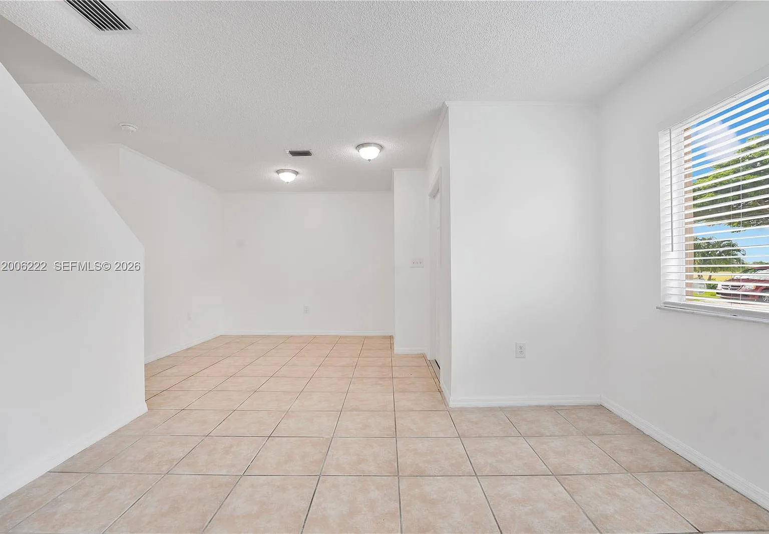 3 bed, 2.5 bath, 1462 sqft, $2,750 — Photo 4