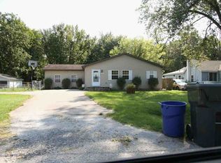 1160 Lincoln Dr, Flint, MI 48507