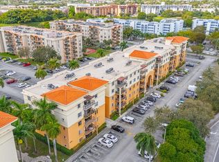 9340 Fontainebleau Blvd #W411, Miami, FL 33172