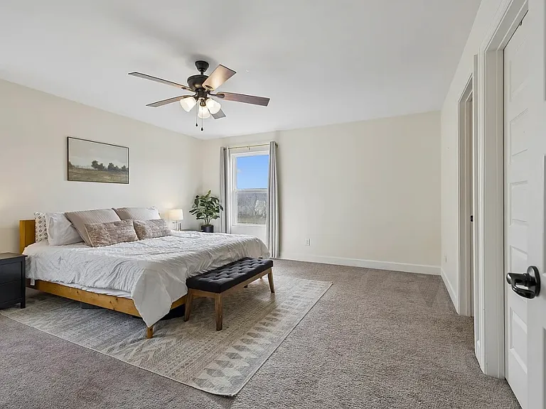 723 Tennypark Ln — Photo 9