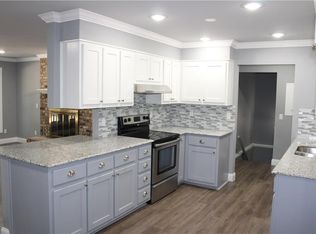 5 Runnymede Cir, Bella Vista, AR 72715