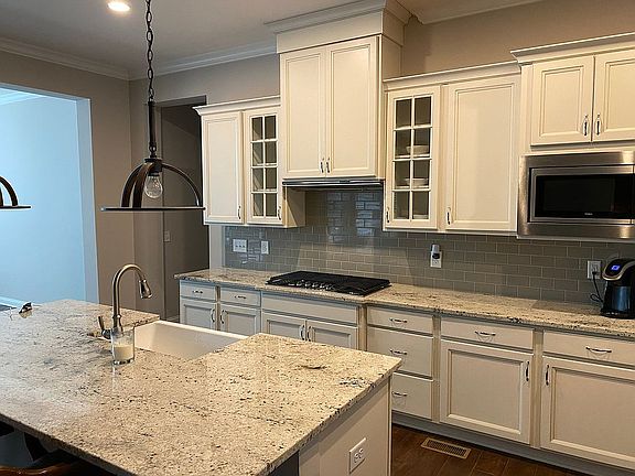 4th image of 1509 Underwood Dr