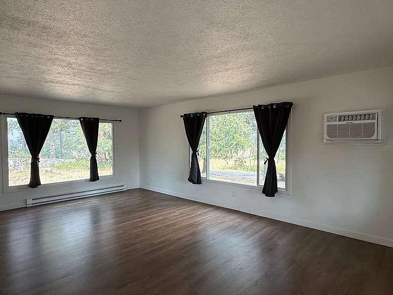 16919 W Silver Lake Rd — Photo 8