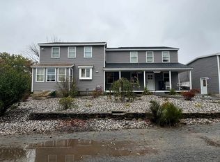 45 Kingston Rd, Plaistow, NH 03865