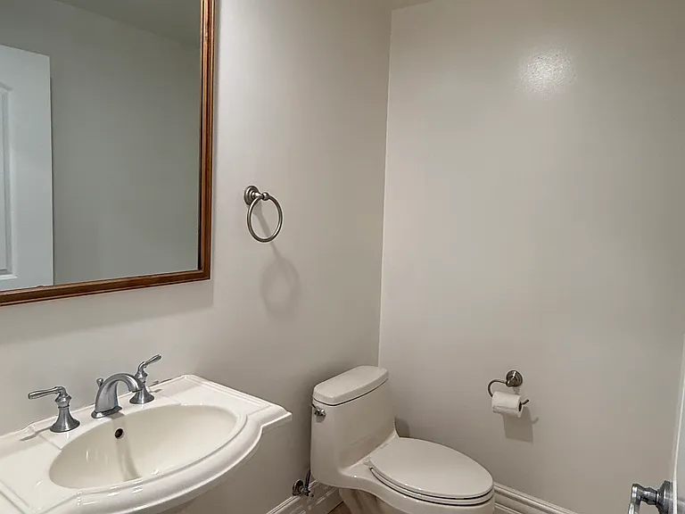 12021 Guerin St #306 — Photo 16