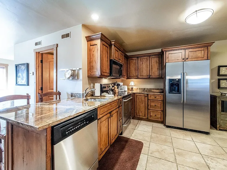 2260 Park Ave #17 — Photo 8