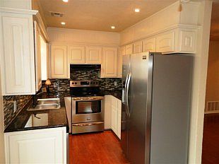 4th image of 6055 SW Atterbury Dr