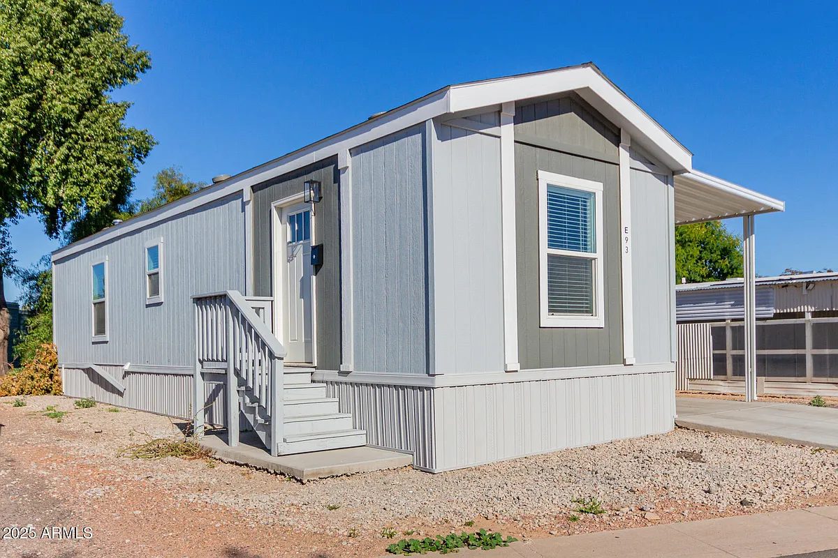 Building Photo - 5201 W Camelback Rd #E093