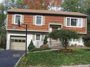 9 Carlstadt Rd, Parsippany, NJ 07054
