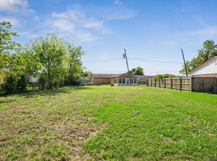 3660 Dickens Dr, New Orleans, LA 70131