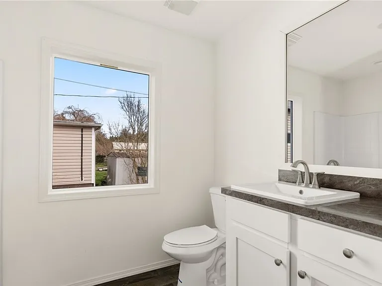 114 S Diamond St — Photo 10