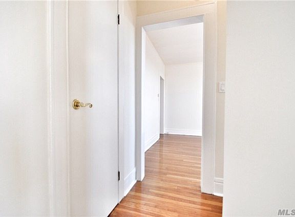 5th image of 6830 Burns St