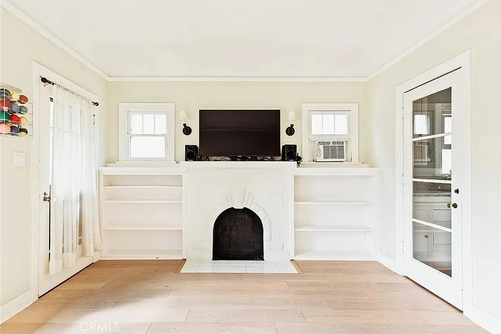 1 bed, 530 sqft, $3,200 — Photo 4