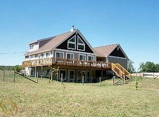 4216 Nicholson Rd, Fowlerville, MI 48836