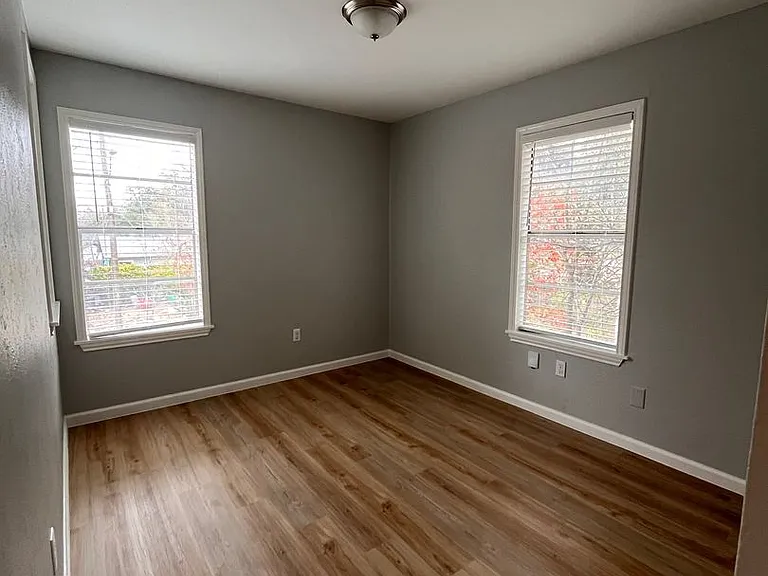 8802A Little Walnut Dr — Photo 14