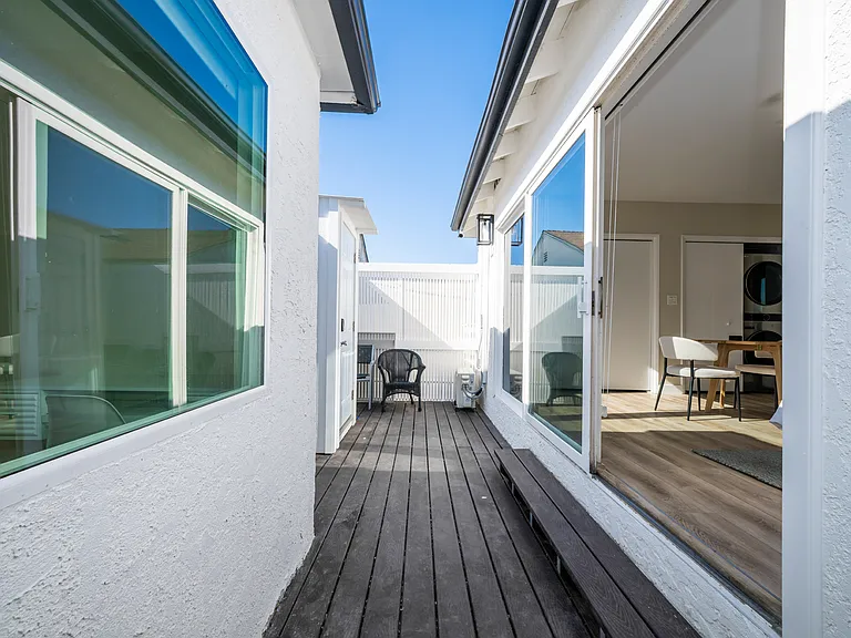 1211 Seal Way #C — Photo 18