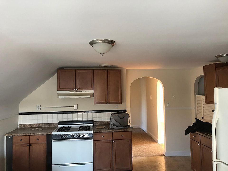 Kitchen and freshly painted and lots of space