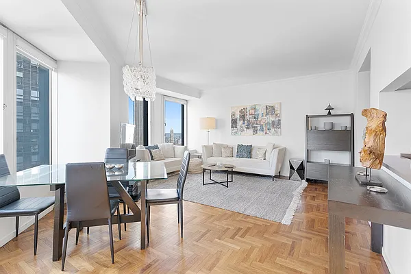 Rented by R New York | media 1