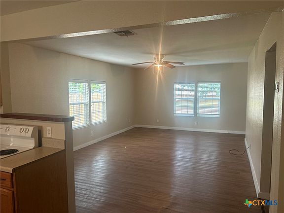 3rd image of 601 Avenue C