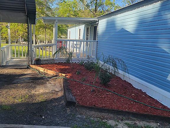 2nd image of 84 N Dolphin Ave