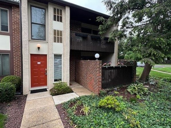1-3 Aspen Way #13