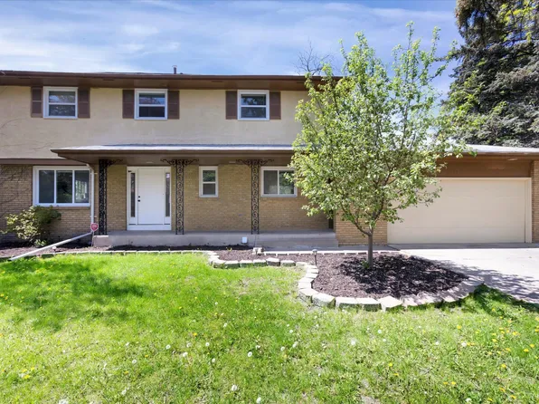 7709 Tessman Dr N, Brooklyn Park, MN 55445