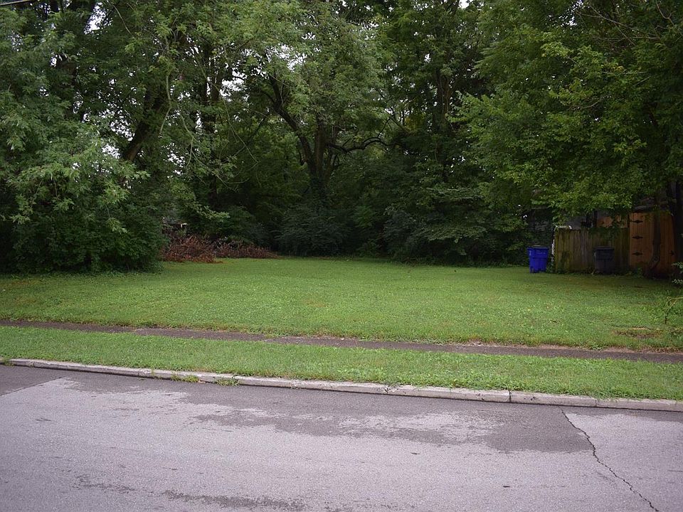1st image of 760 Charles Ave