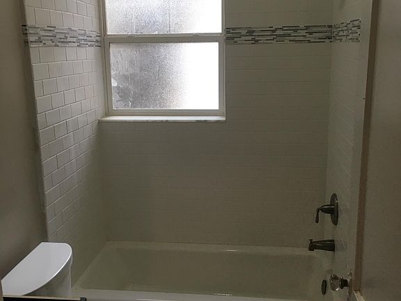 5th image of 1504 Larue Ave APT 2