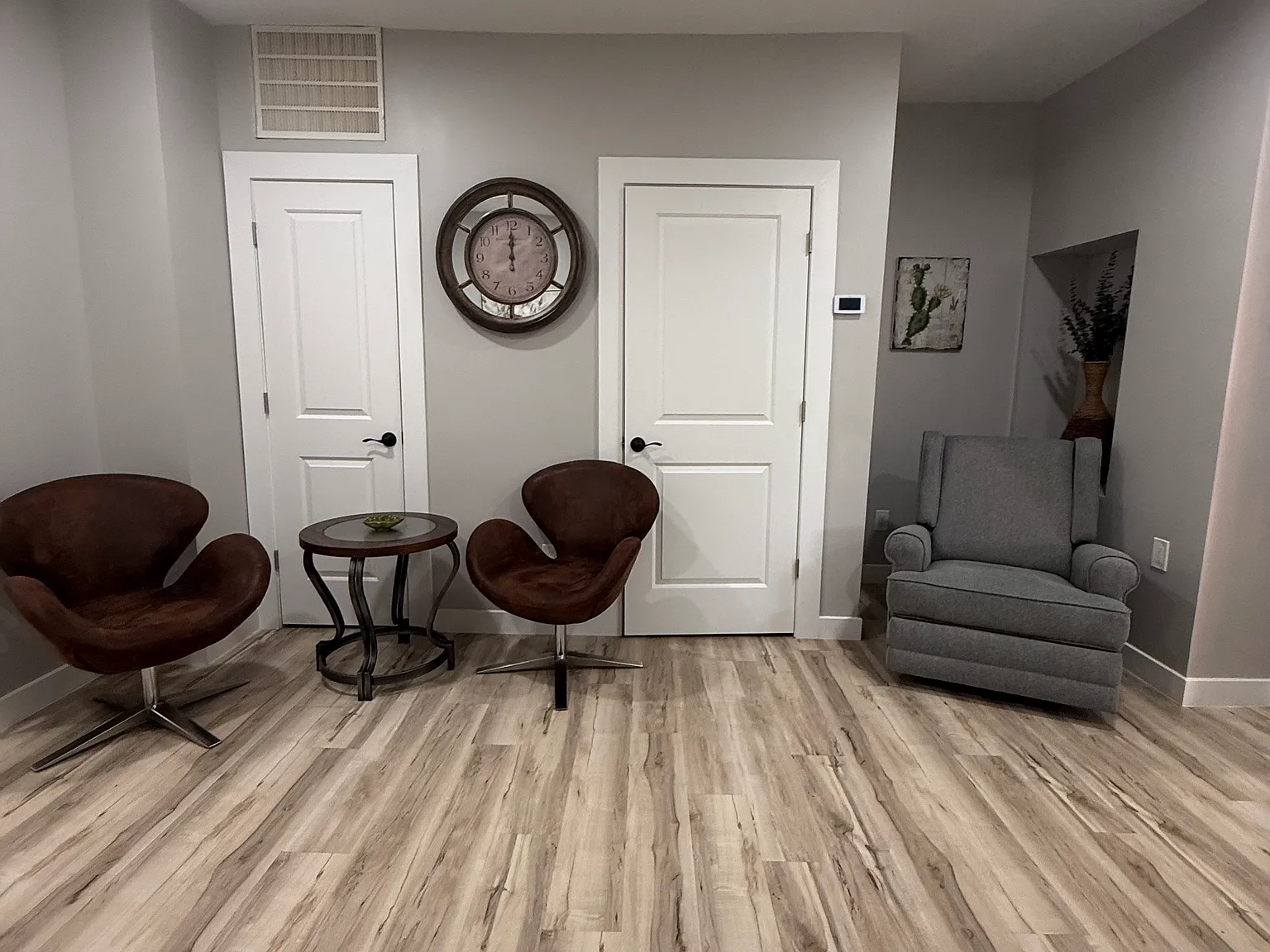 2 bed, 1400 sqft, $1,600 — Photo 3